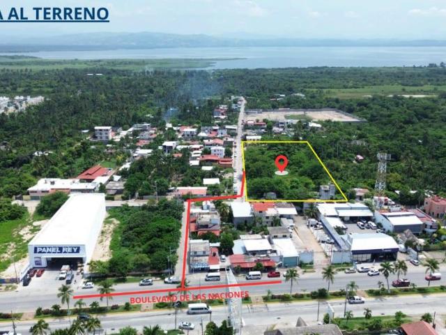 Terreno en la Poza, Boulevard de las Naciones,Cerrada Independecia