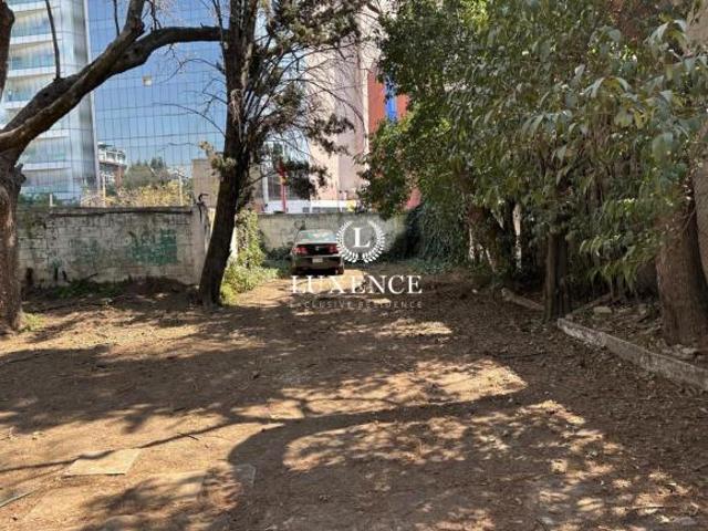 Terreno en Las Águilas en Venta
