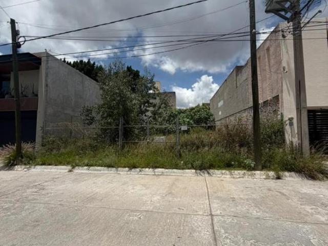 Terreno en Lomas Cuarta Sección