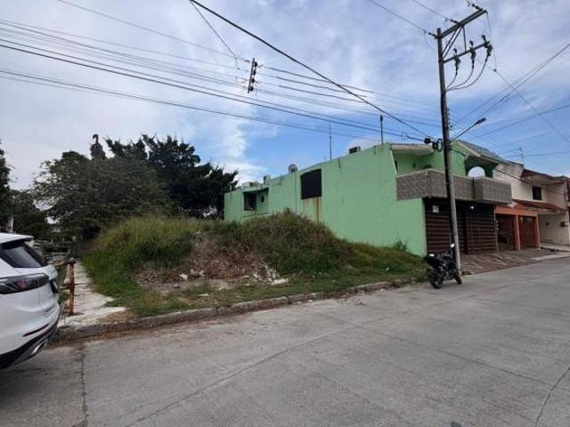 Terreno en Lomas de Rosales