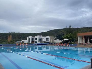 Terreno en Los Robles
