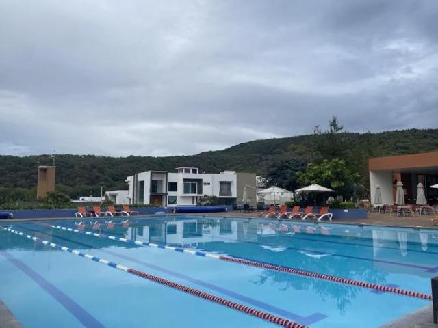 Terreno en Los Robles