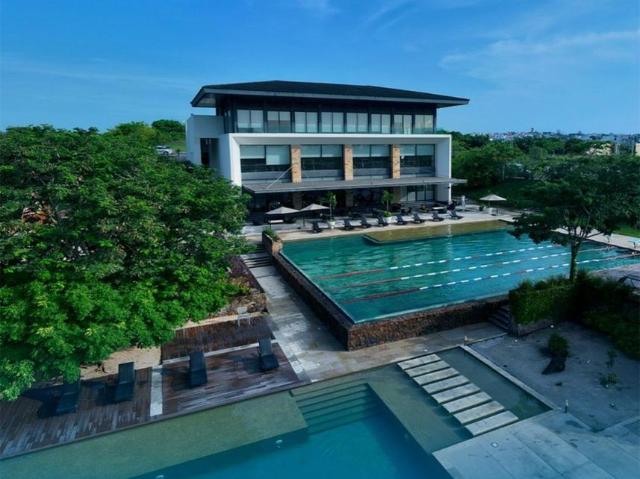 Terreno en Punta Tiburon, Lagos II