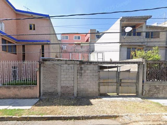 Terreno en Parque Residencial Coacalco