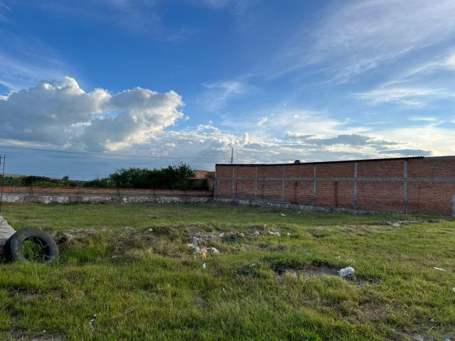 Terreno en Pe?uelas Frente a NISSAN II
