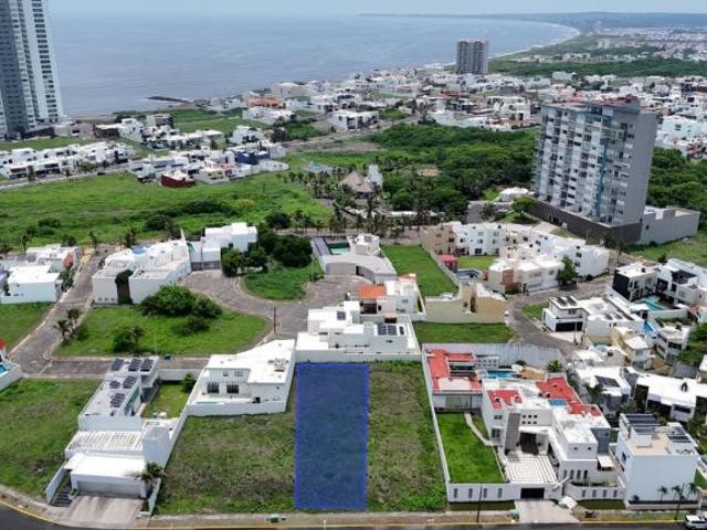 Terreno en Playas del Conchal