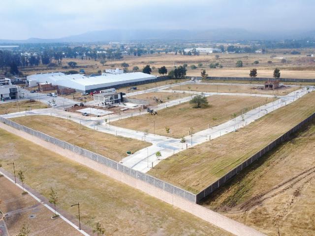 Terreno en Poblado comunal La Loma de los Negritos