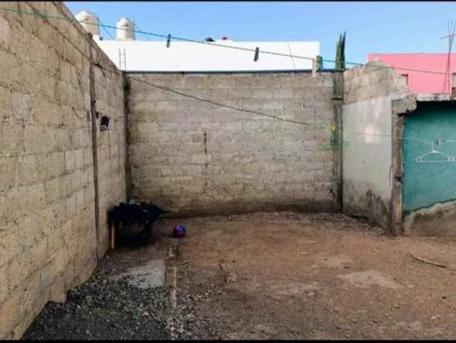 TERRENO EN PRIVADA, BIEN UBICADO, BARDEADO Y CON PORTON