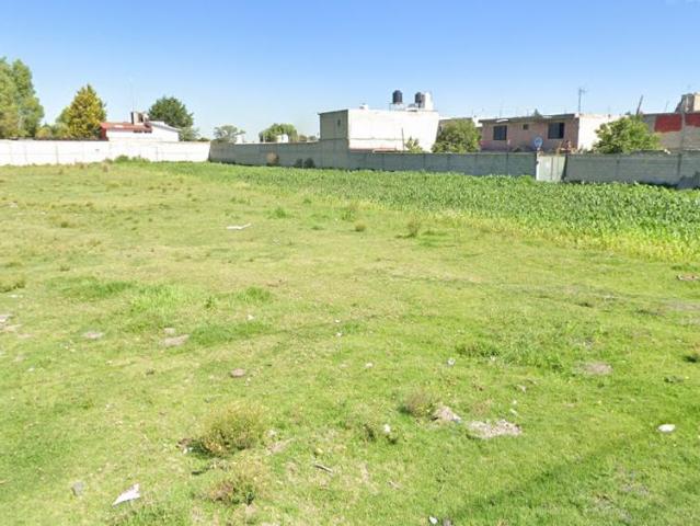 Terreno en privada de 10 lotes, a unos metros del parque Bicentenario
