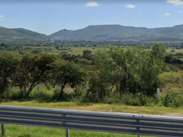 TERRENO EN RENTA OJO DE AGUA SANTA ROSA JAUREGUI QUERETARO