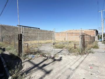 Terreno en RENTA al Norte en col. La Salle