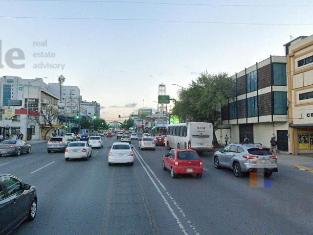 Terreno en Renta Cuahutemoc esquina Tapia centro Monterrey