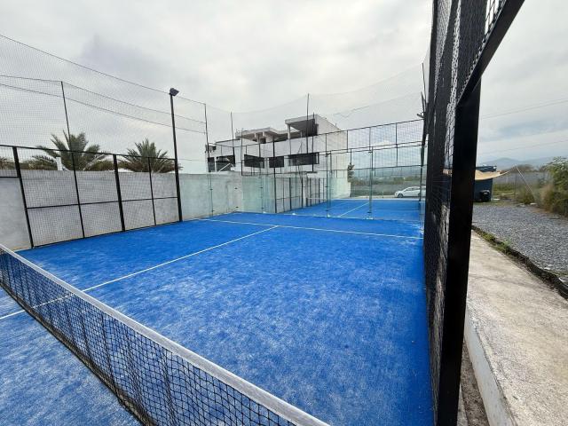 TERRENO EN RENTA CON CANCHAS DE PADEL EN EL YERBANIZ
