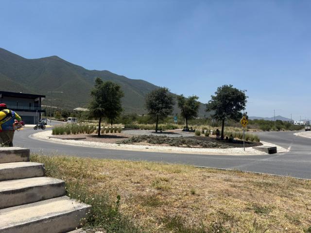 TERRENO EN RENTA DOMINIO CUMBRES