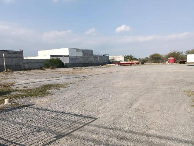Terreno en renta en Av. Lincoln en Monterrey