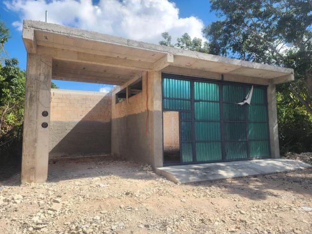 TERRENO EN RENTA EN CANCUN BARDEADO