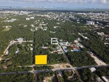 Terreno en Renta en Cancun Prolongacion La Luna Suelo Mixto