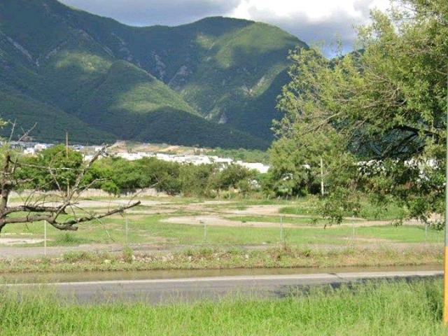 Terreno en Renta en Carretera Nacional en el Yerbaniz, Santiago, N.L