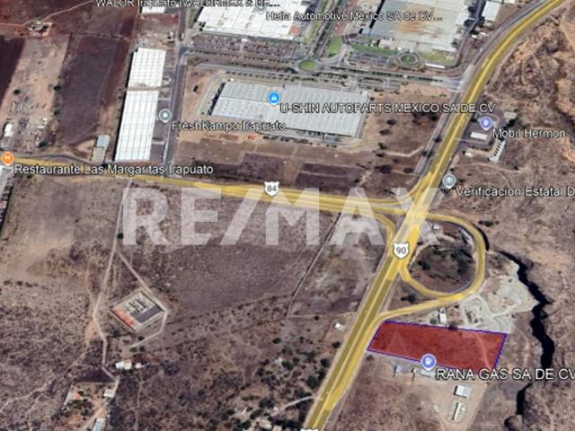 Terreno en renta en entronque a Cuerámaro