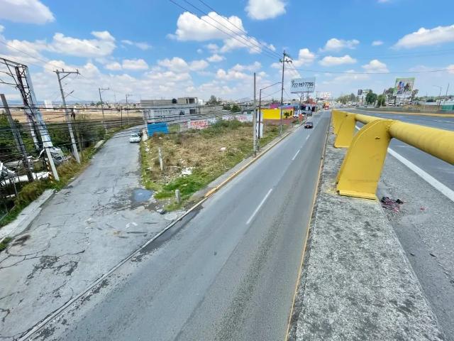 TERRENO EN RENTA en esquina JUNTO AL PUENTE DE CALIMAYA ESTADO DE MÉXICO