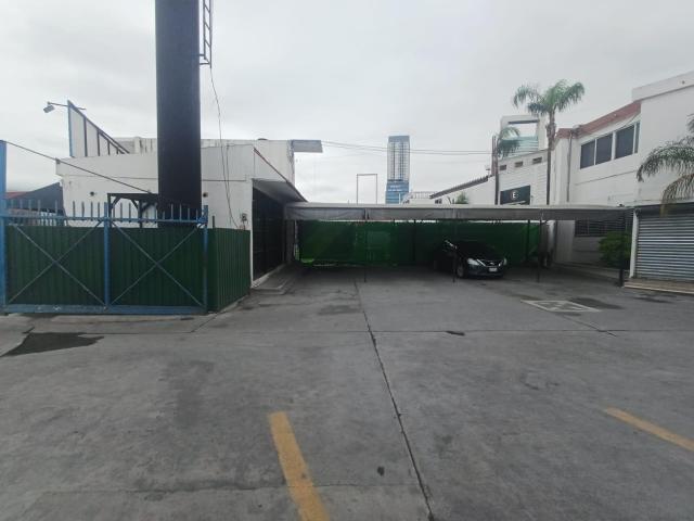 Terreno en Renta Frente a Fundidora