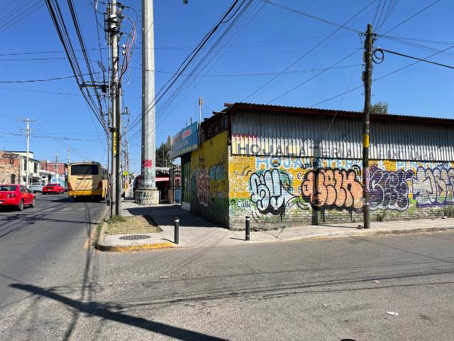 TERRENO EN RENTA SOBRE AV. Universidad SAN JUAN DEL RÍO QRO