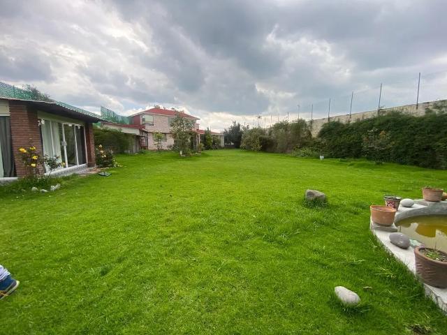 TERRENO EN RENTA / VENTA COL. DEPORTIVA, ZINACANTEPEC, MEX