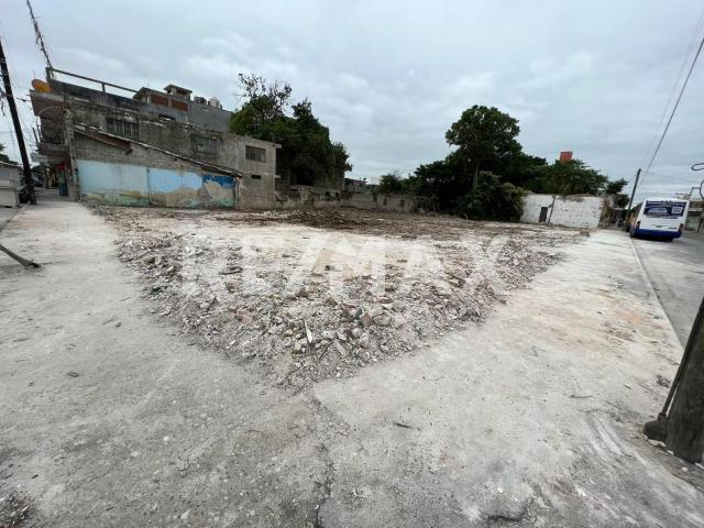 TERRENO EN RENTA