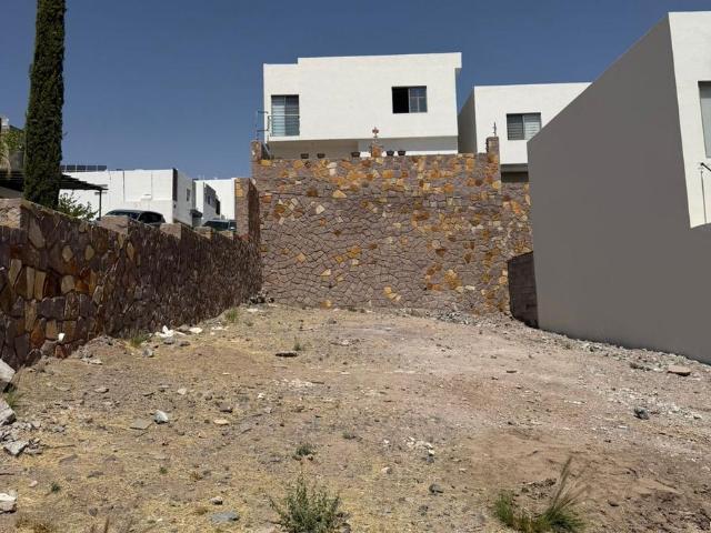 Terreno en Residencial Albaterra