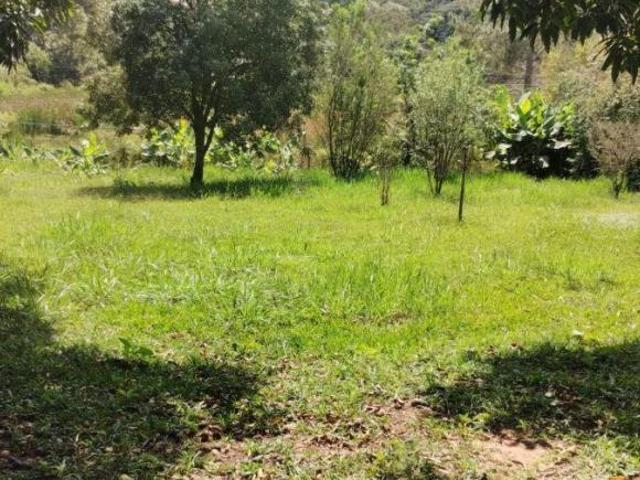 Terreno en Venda com 1900 m² em Dona Catarina