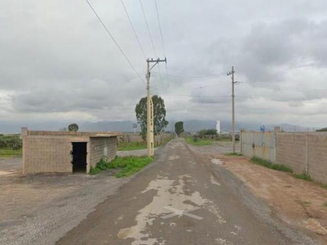 Terreno en venta, muy cerca de la 57, frente a Logistik II