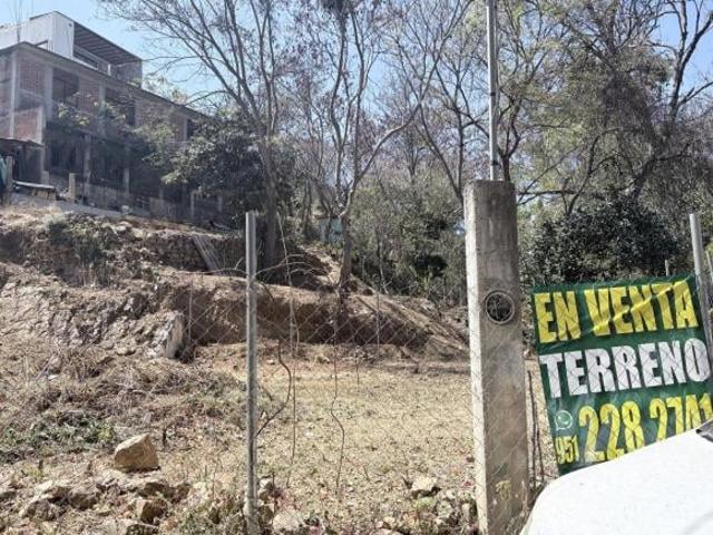 Terreno En Venta, muy cerca del Colegio LA SALLE