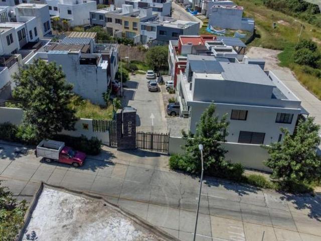 TERRENO EN VENTA MADEIRAS CLUSTER ABETO ACEPTO INFONAVIT 198.57M2