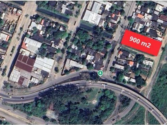 Terreno en Venta Marina Nacional Esq. José Martí, Col. Frutos de la Revolución. Coatzacoalcos, Ver