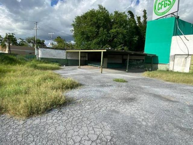 TERRENO EN VENTA O RENTA DE 2800 METROS BARDEADO USO MIXTO SAN NICOLÁS NUEVO LEON