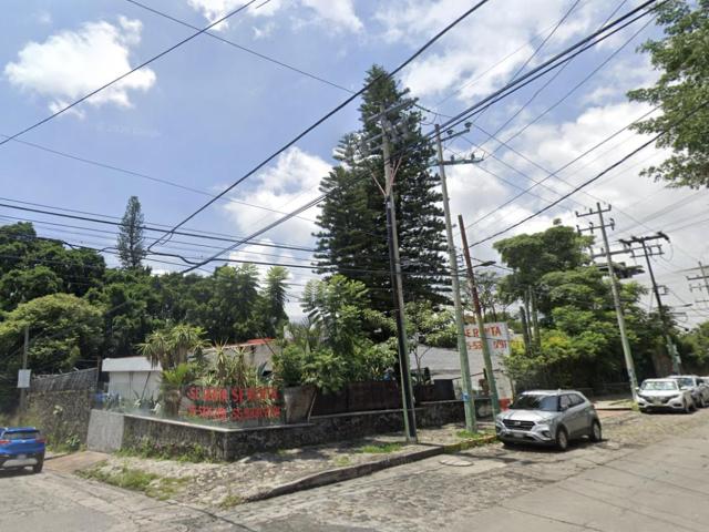 Terreno en venta o renta en Vista Hermosa