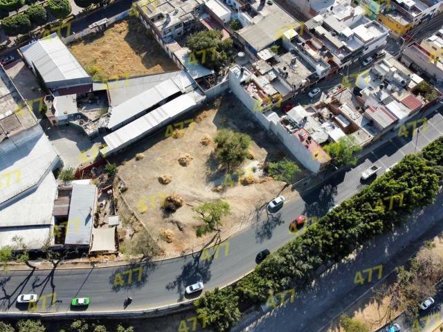 TERRENO EN VENTA O RENTA SOBRE MALECON