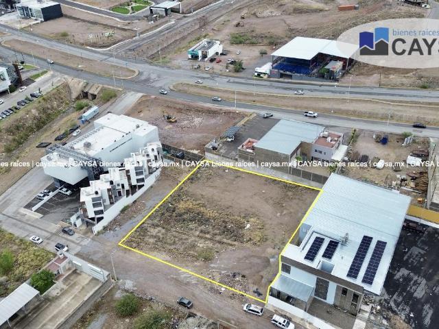 TERRENO EN VENTA atr?s de Av La Cantera La Haciendita