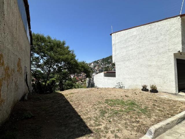 Terreno en Venta atr?s del H. ISSSTE