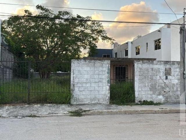 TERRENO EN VENTA ATRAS DEL CAMPO DE BEISBOL EN COL. TANCOL