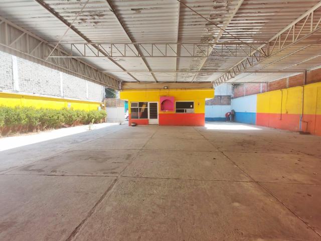 Terreno en venta, av. De Los Maestros
