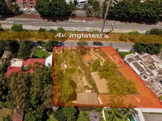 Terreno en Venta Av Inglaterra, Jardines del Bosque