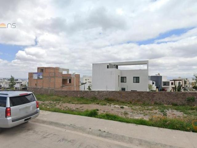 Terreno en Venta Av Sierra Vista Fracc Lomas del Pedregal SLP