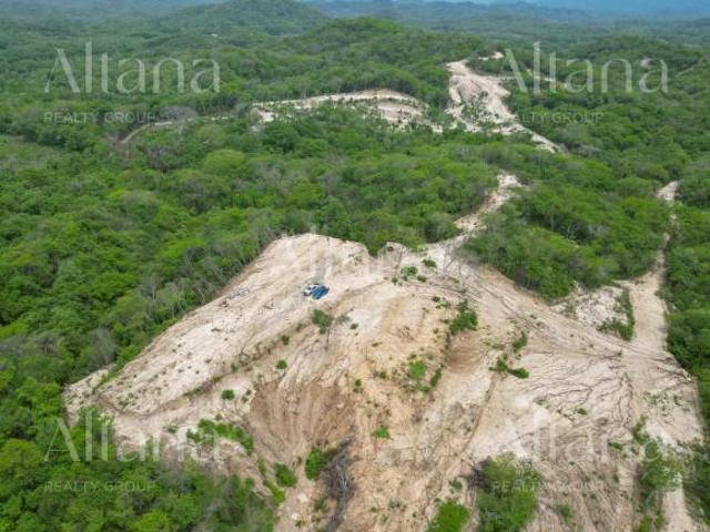 Terreno en Venta a 15 minutos de Bahías de Huatulco