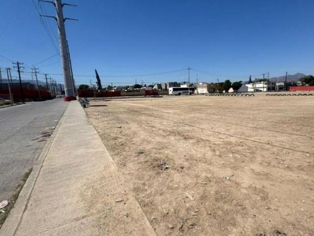 Terreno en Venta a 1 cuadra del Sarape