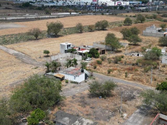 Terreno en venta a 5 minutos de plaza los atrios Cuautla Morelos