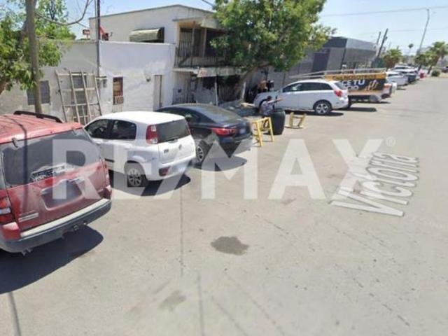 TERRENO EN VENTA A MEDIA CUADRA DE BOULEVARD MORELOS 4
