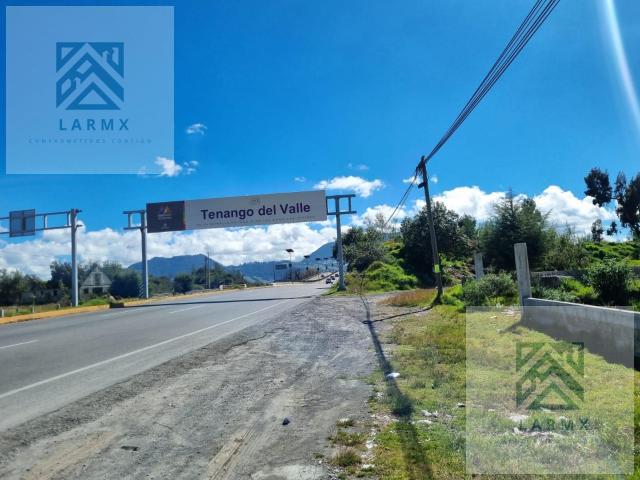 Terreno en Venta a pie de carretera