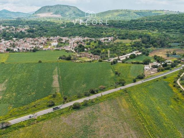 TERRENO EN VENTA A PIE DE CARRETERA EN ZONA INDUSTRIAL, JALISCO