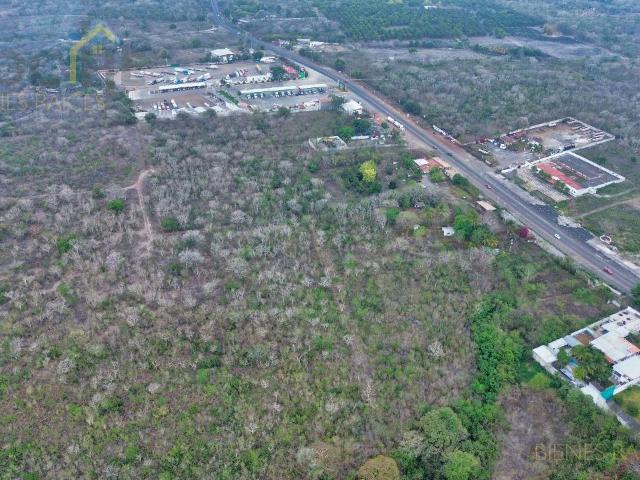 Terreno en Venta a pie de carretera en Municipio de Palo Gacho, Veracruz